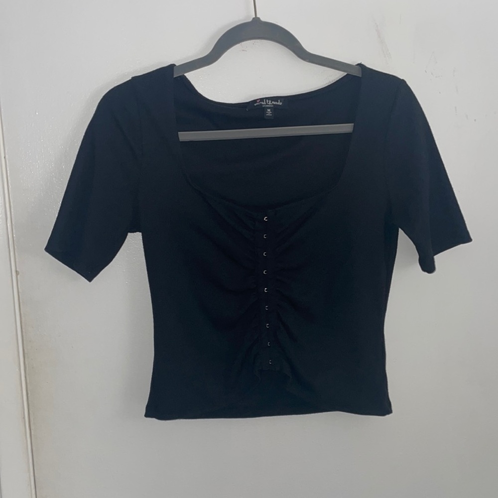 Black cropped top size medium